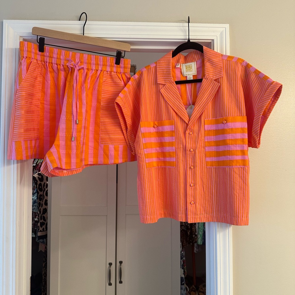 Emily McCarthy set